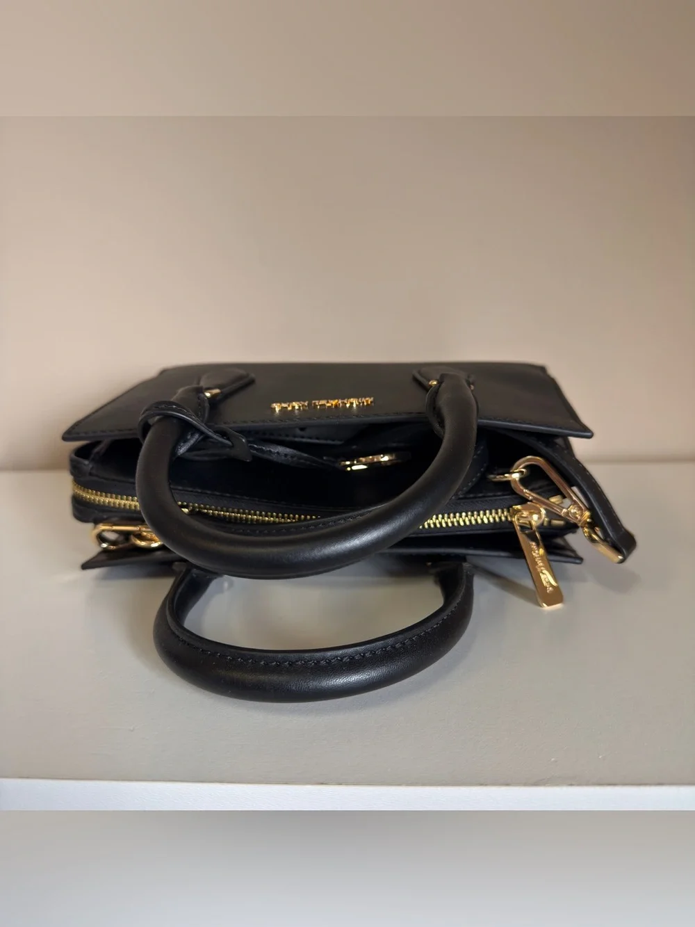 Michael Kors SHEILA SM CZ SATCHEL NON-LTHR